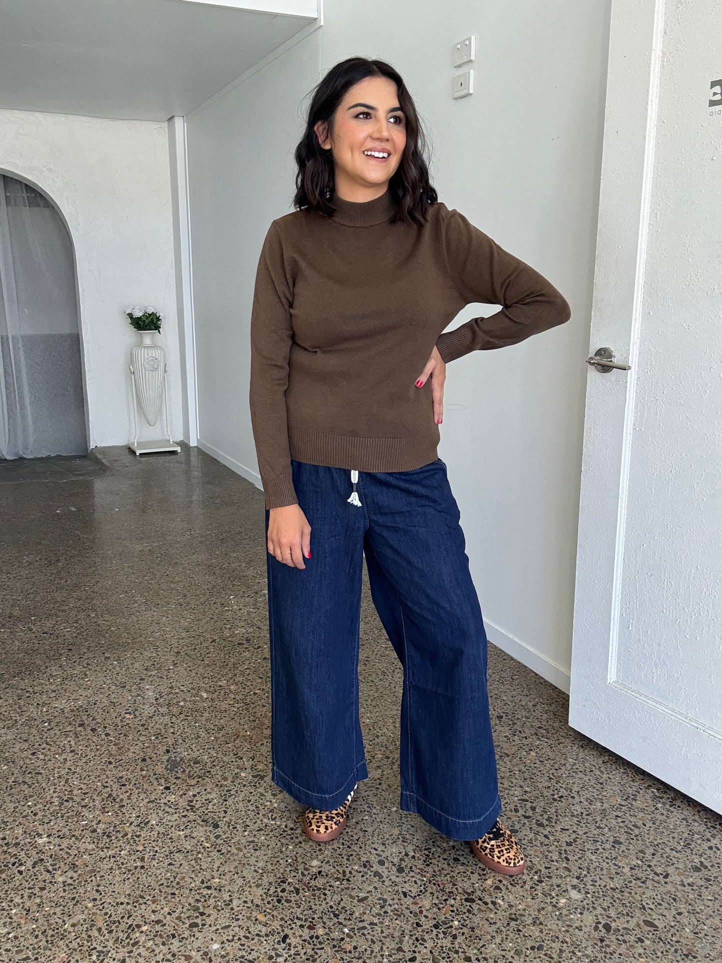 Mid Wash Wide Leg Jean Indigo
