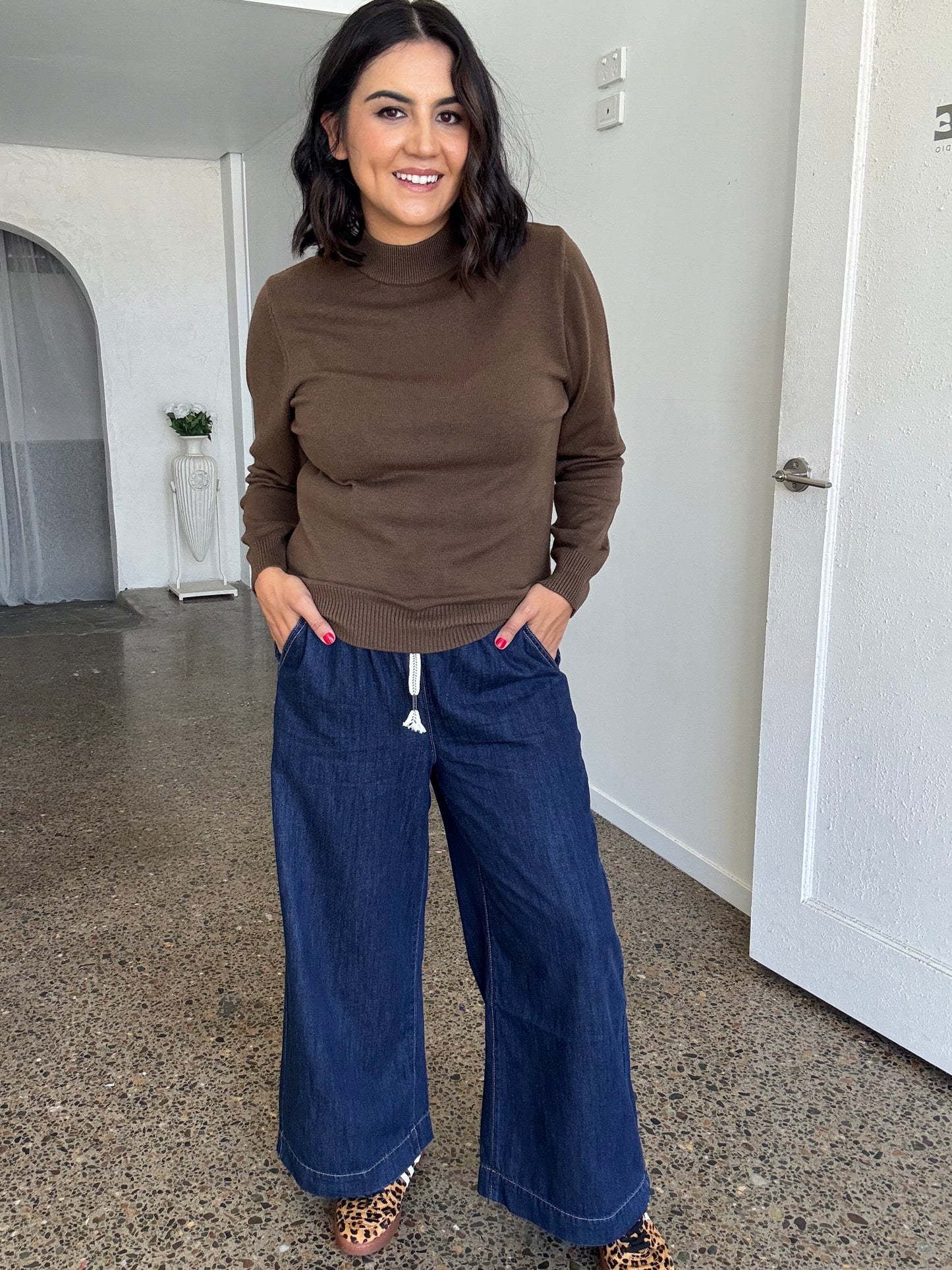 Mid Wash Wide Leg Jean Indigo