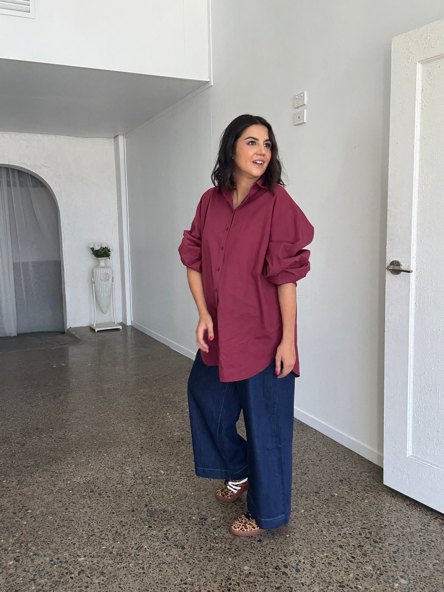 Mid Wash Wide Leg Jean Indigo