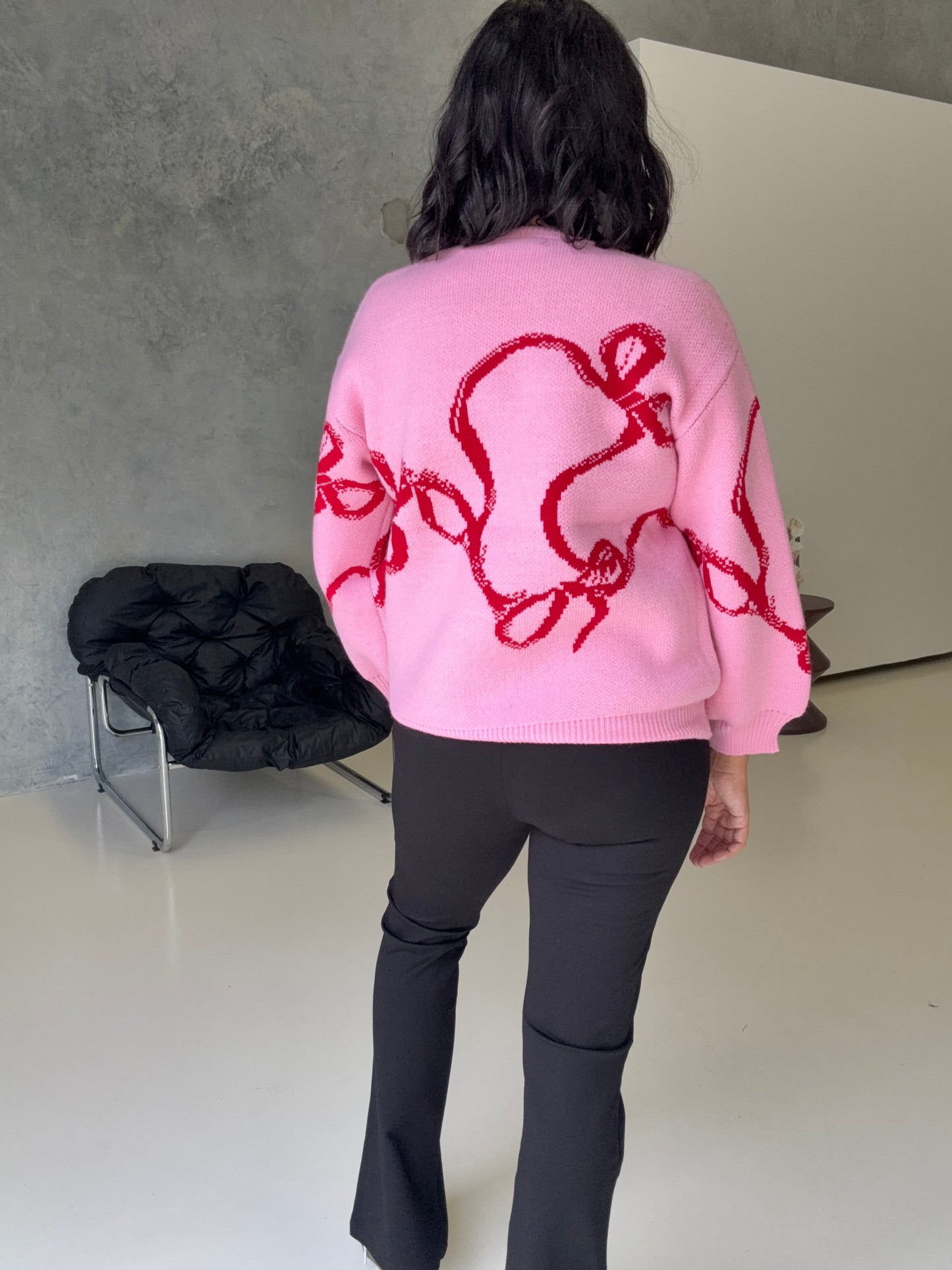 All-Around Bow Detail Knit in Pink
