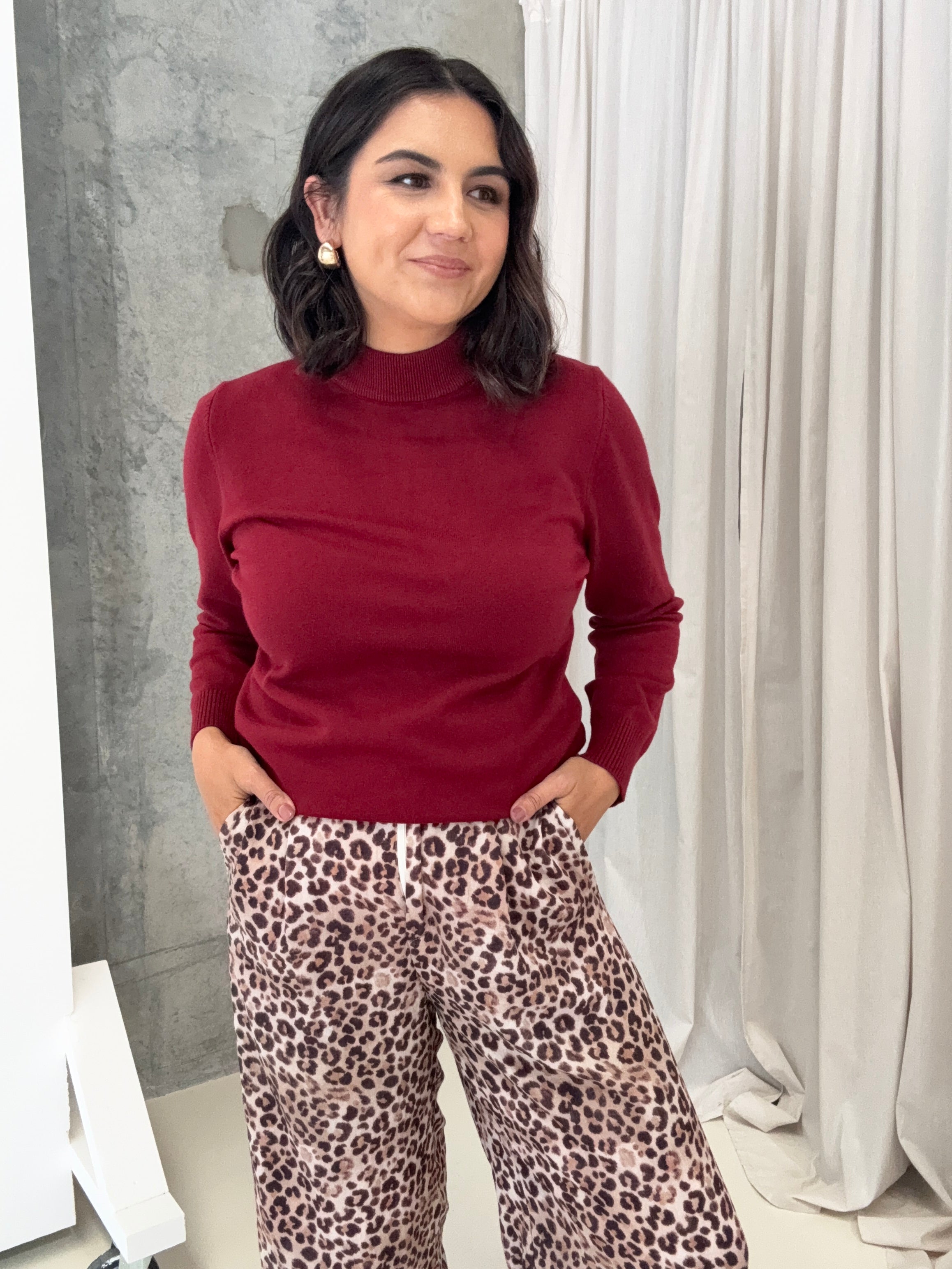 Petunia Turtle Neck Knit Pullover Burgundy