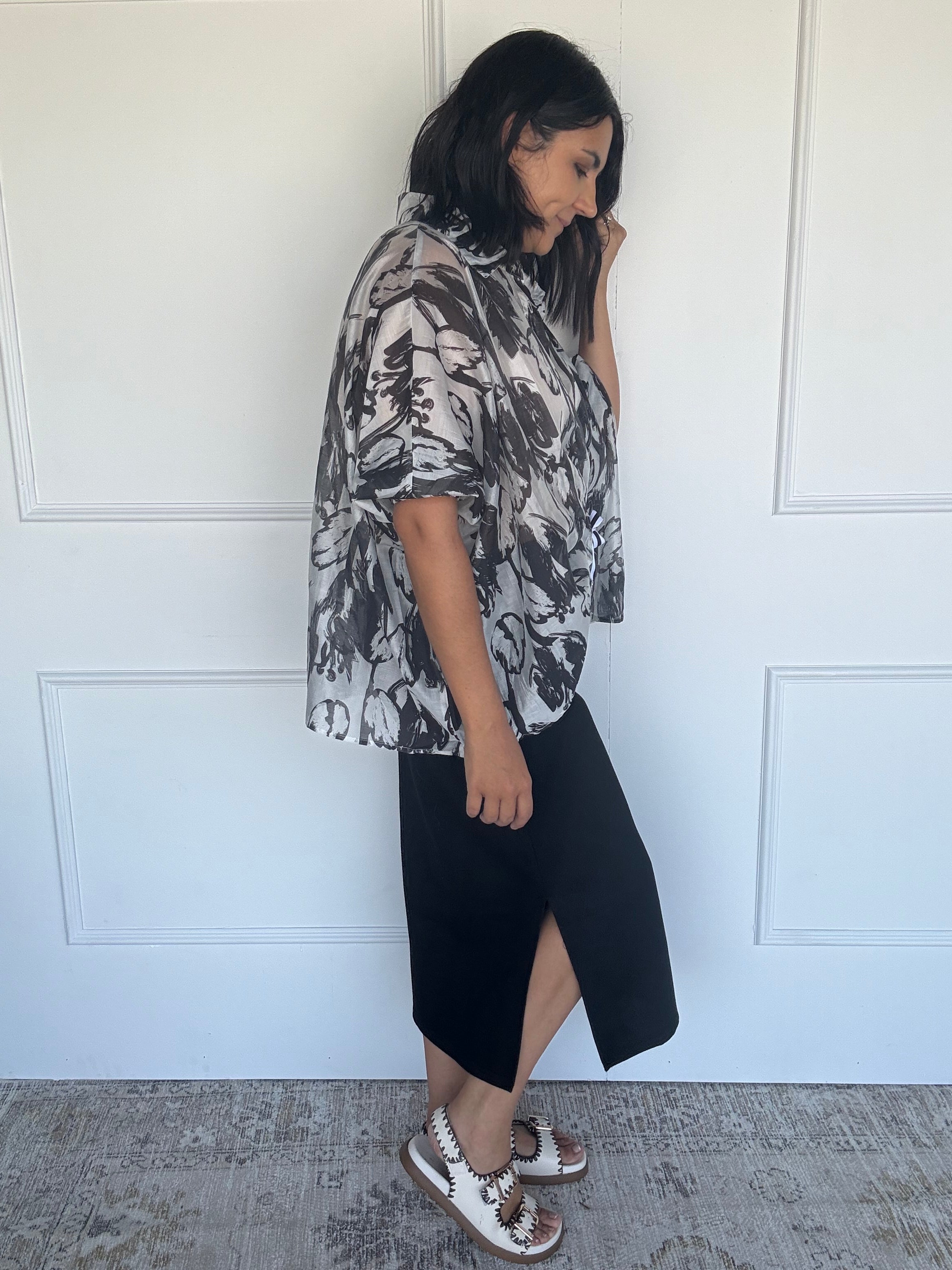 Oversized Abstract Floral Shirt Black