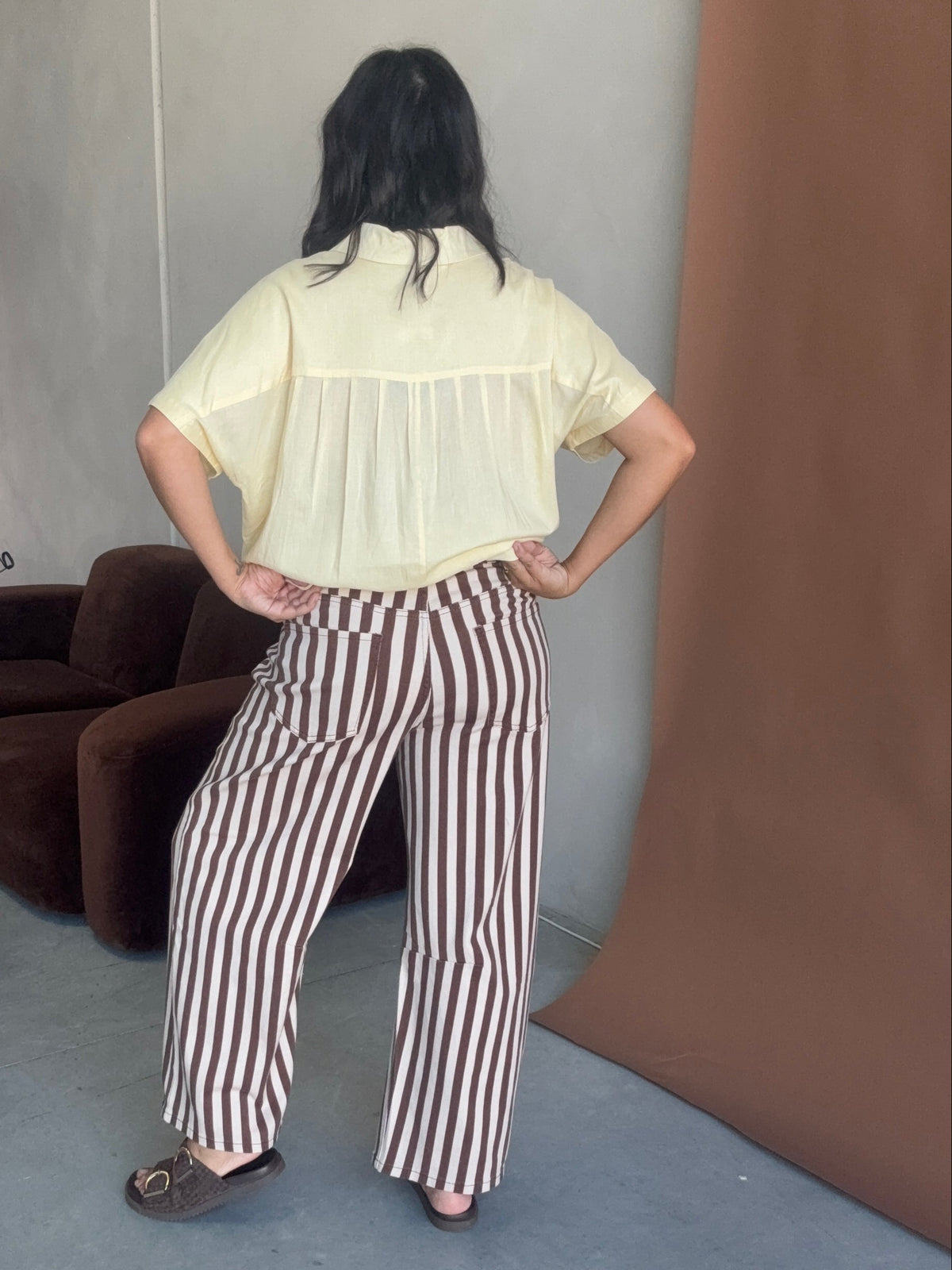 Tahni Stripe Barrel Jean Chocolate/Cream