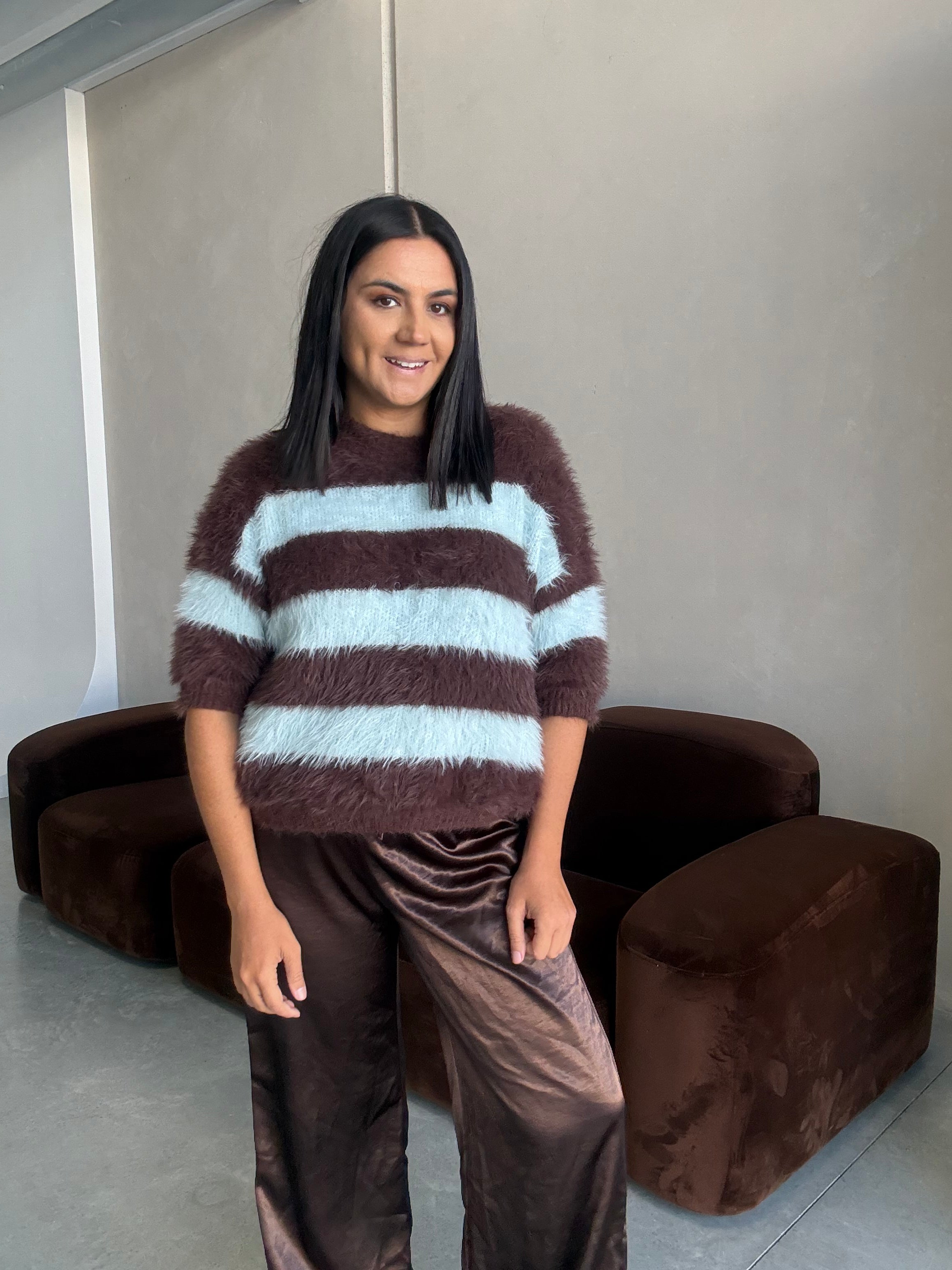 The Teddy Stripe Fluffy Knit Blue/Chocolate