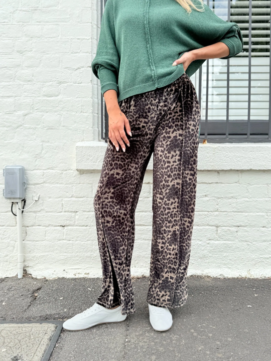 Velvet Leo Pant Green Stripe