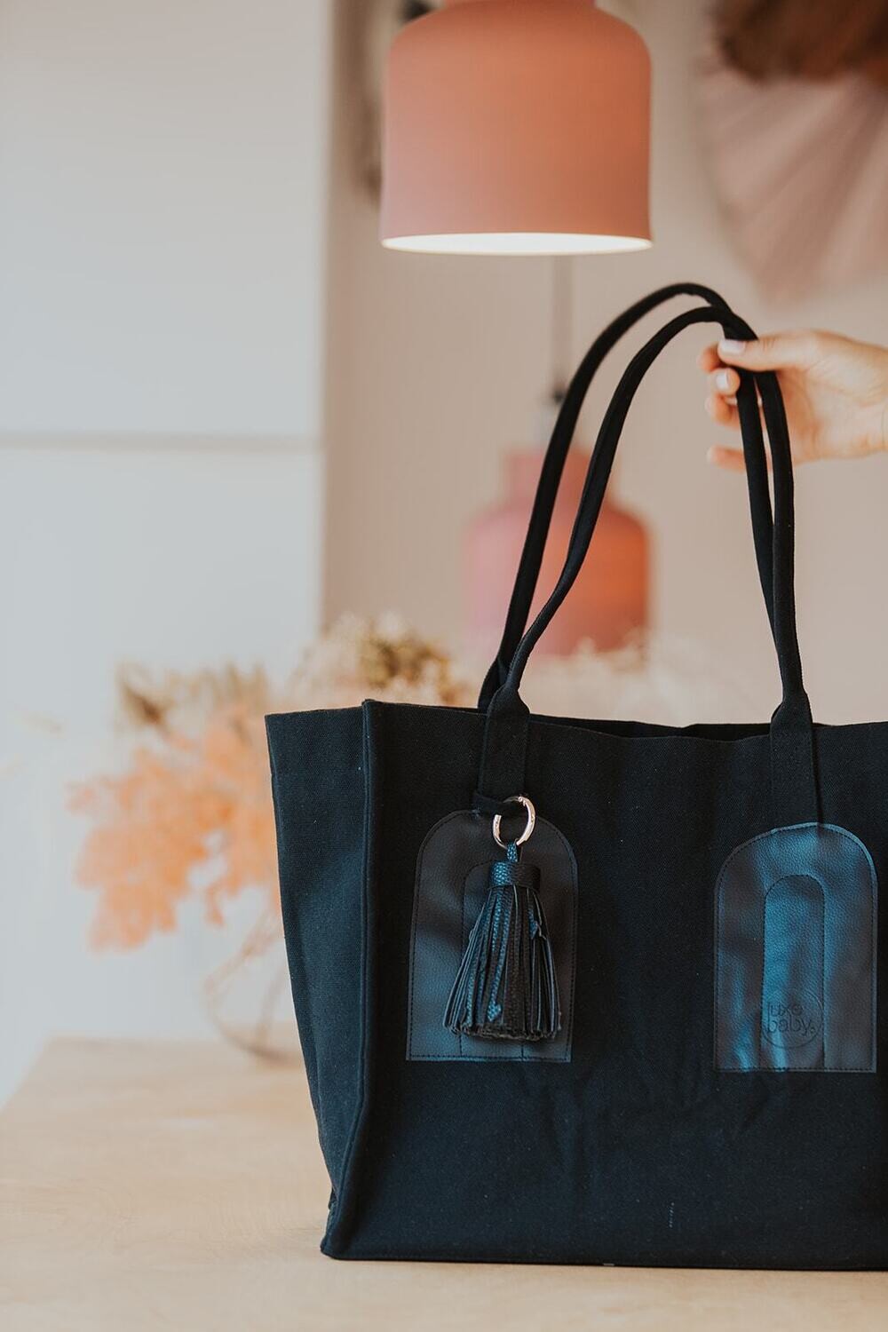 Mama Carryall Black