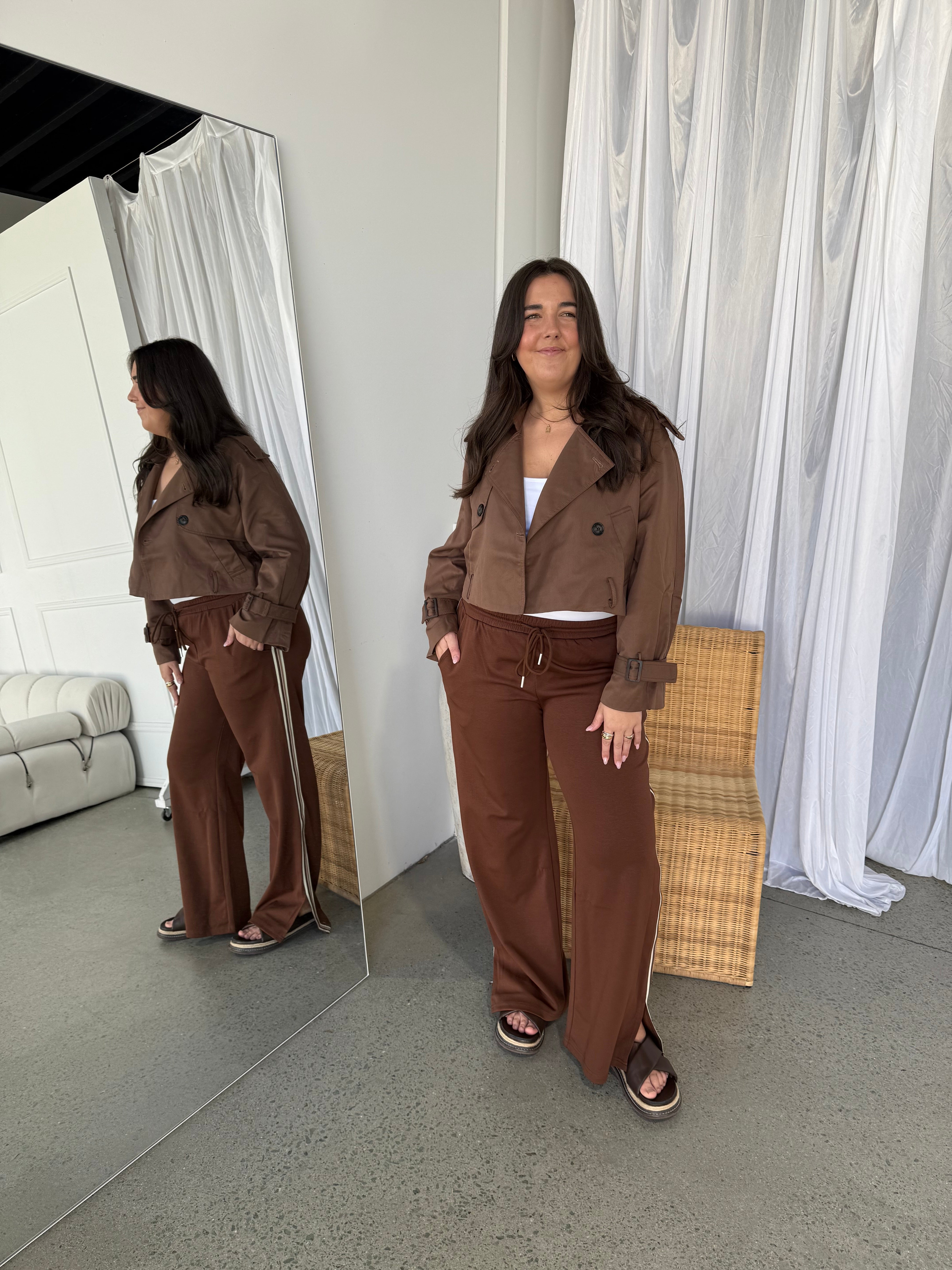The Cropped Trench Chocolate Brown