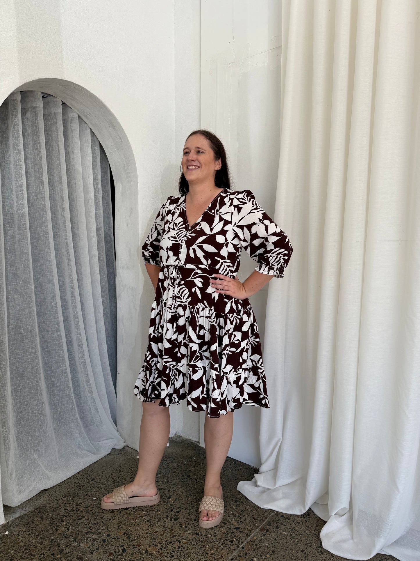 Sophie Floral Dress Chocolate