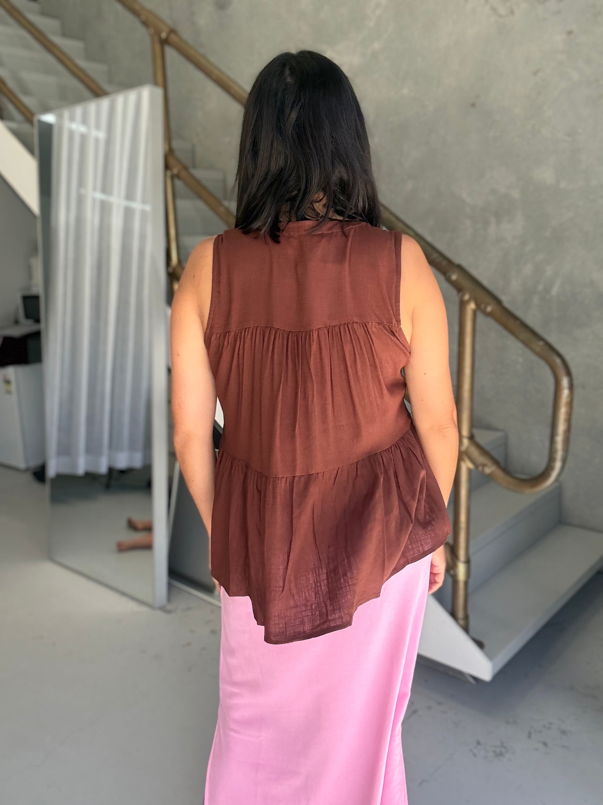 Julie Sleeveless Top Brown