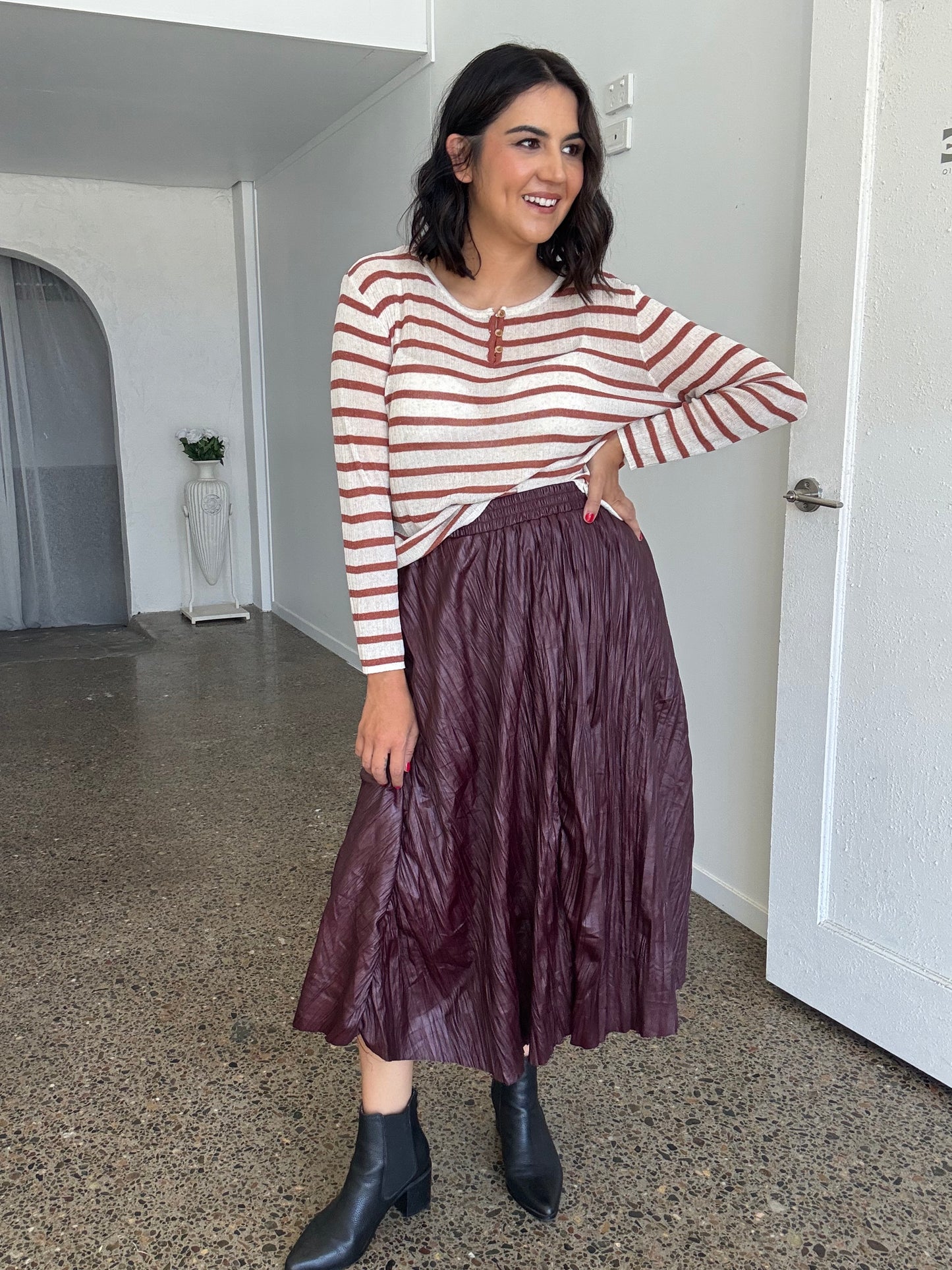 Wet Look Creased Midi Skirt Burgundy