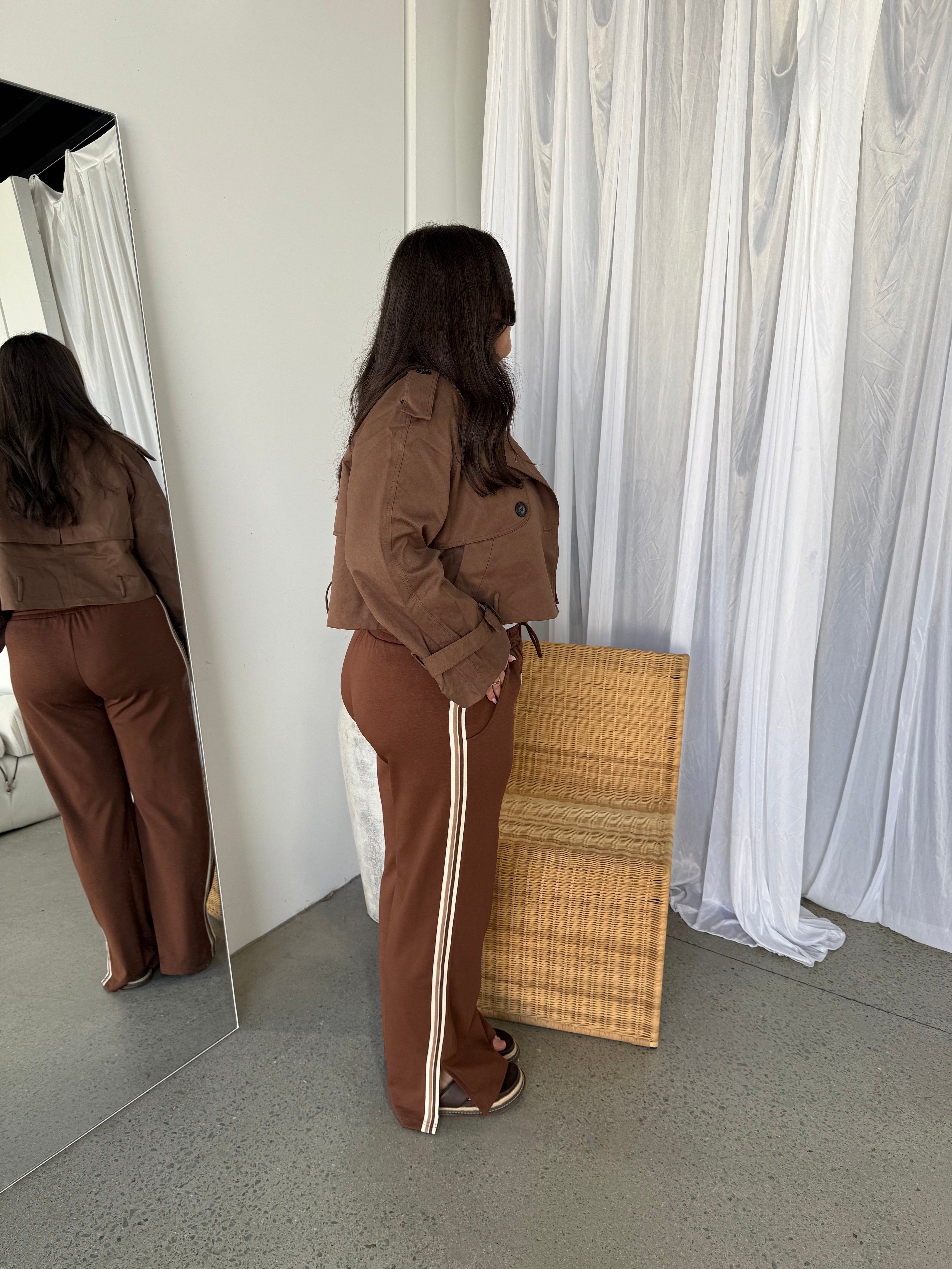 The Cropped Trench Chocolate Brown