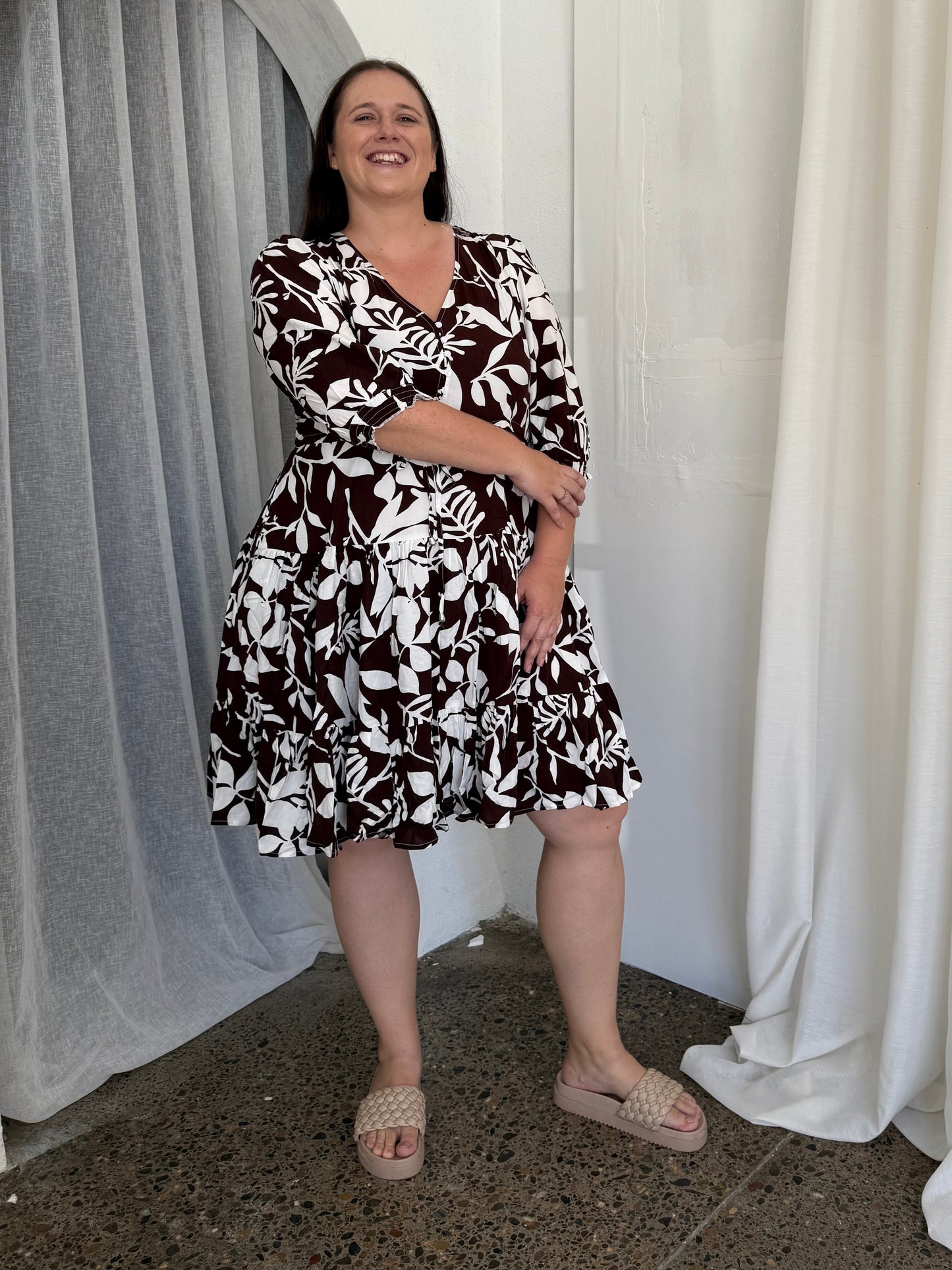 Sophie Floral Dress Chocolate