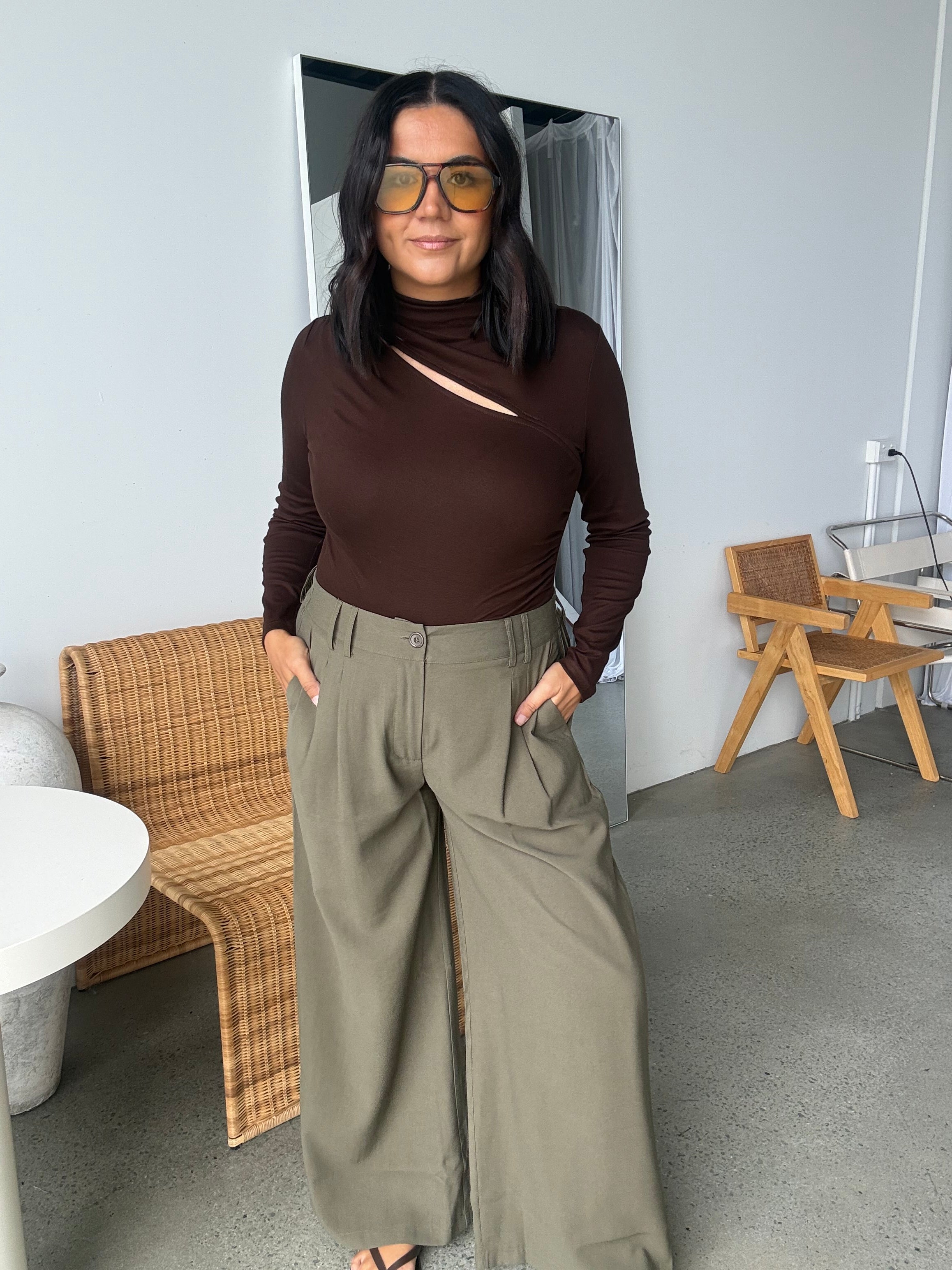 Cadence Cut Out Top Chocolate