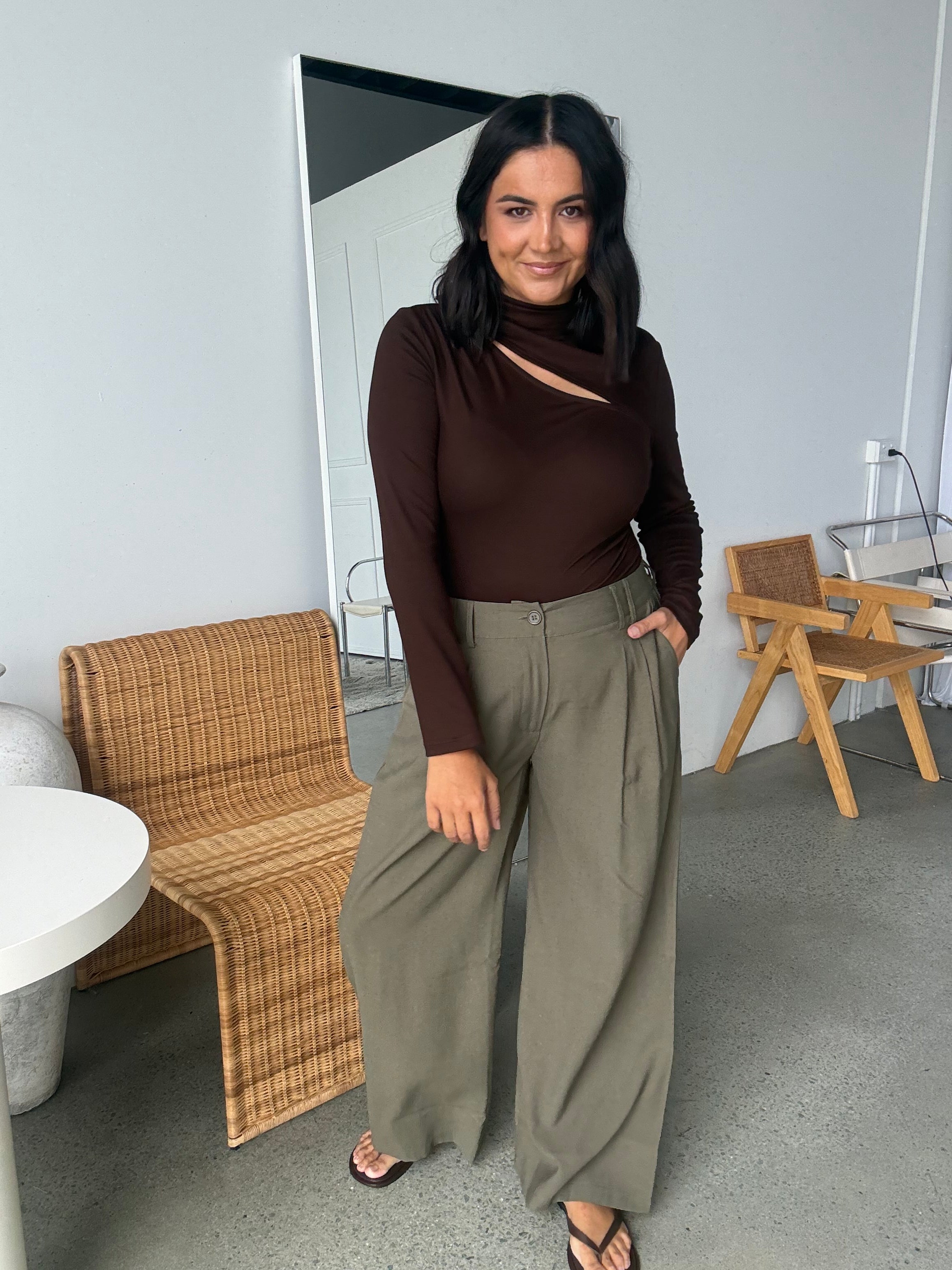 Cadence Cut Out Top Chocolate