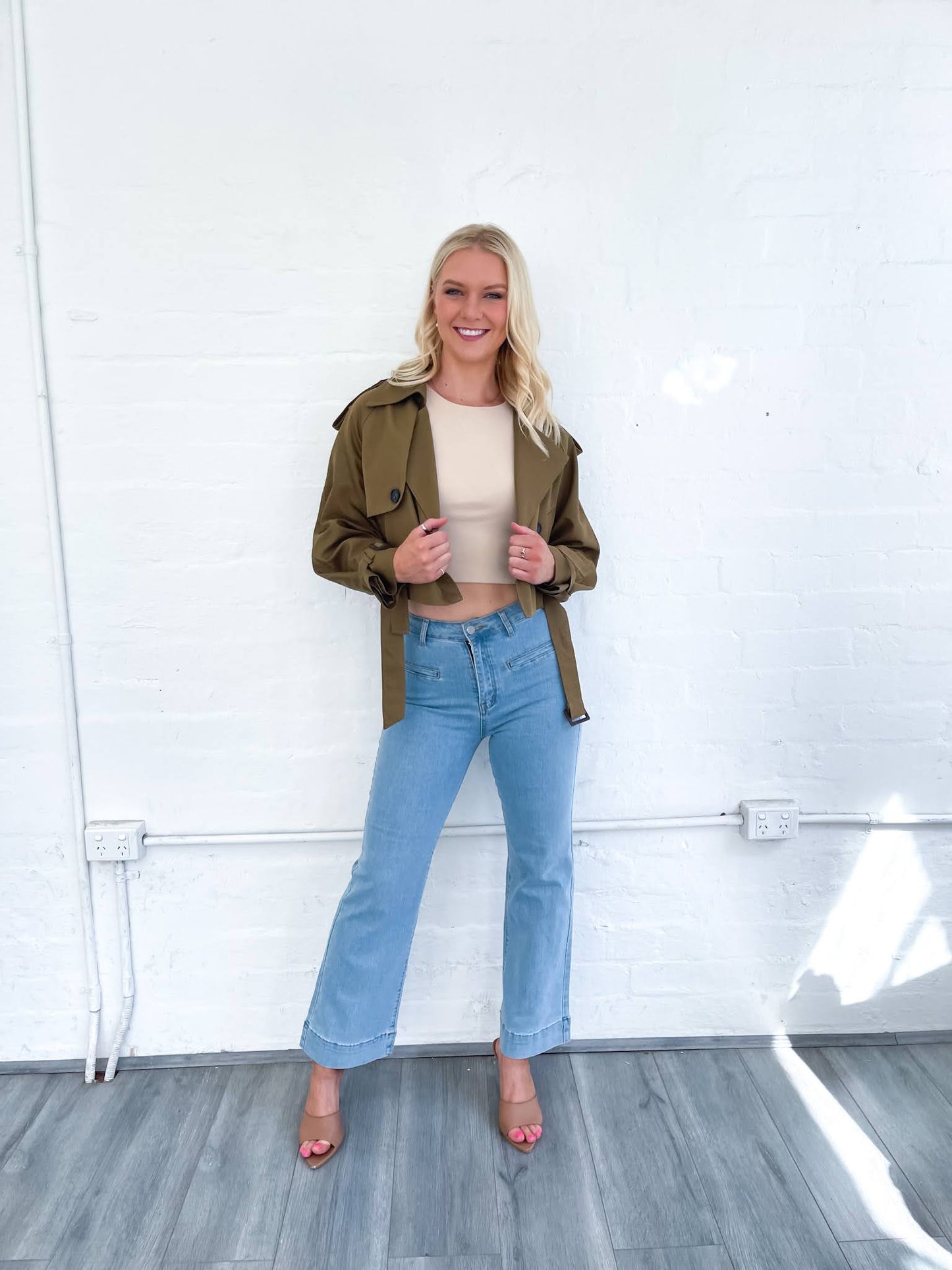 Carrie Crop Trench Olive